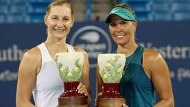 Мало половин. Макарова побеждает и без Весниной