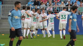 19 августа. Самара. "Крылья Советов" - "Локомотив" - 0:1. 37-я минута. Чемпион празднует победный гол - первый в этом сезоне.