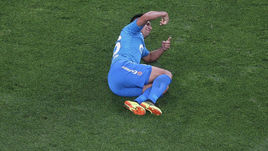 19 августа. Санкт-Петербург. "Зенит" – "Урал" – 4:1. Кристиан НОБОА просит замену.