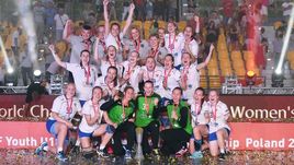 Прошлись катком. Российские девушки - сильнейшие в мире