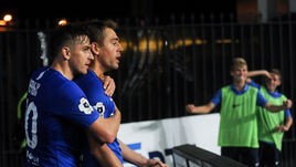 20 августа. Химки. "Динамо" - "Уфа" - 3:0. Один из героев встречи Кирилл ПАНЧЕНКО и Федор ЧЕРНЫХ (слева).