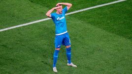 Вчера. Санкт-Петербург. "Зенит" - "Мольде" - 3:1. 71-я минута. Только что Артем ДЗЮБА сравнял счет.