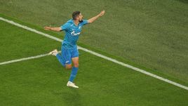 Четверг. Санкт-Петербург. "Зенит" - "Мольде" - 3:1. Миха МЕВЛЯ празднует забитый мяч.