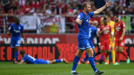 25 августа. Москва. Тушино. "Спартак" - "Динамо" - 2:1. Владимир РЫКОВ празднует забитый гол.