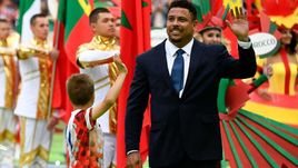 "Зубастик" Роналдо хочет купить "Реал"!