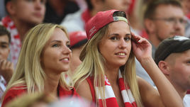 Болельщицы на матче "Спартака".