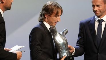 30 августа. Монако. Лука МОДРИЧ и Александр ЧЕФЕРИН.