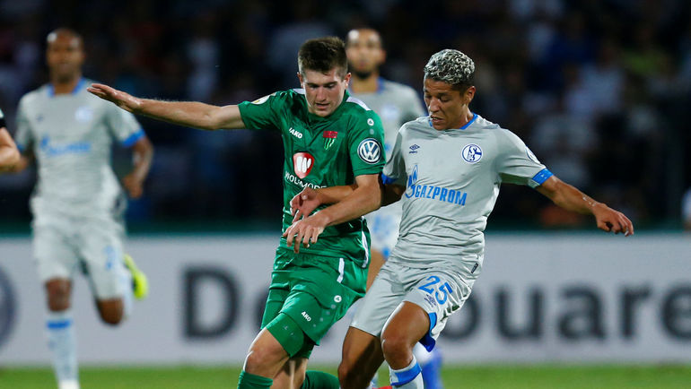 Амин ХАРИТ (справа). Фото REUTERS Амин ХАРИТ (справа). Фото REUTERS