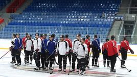 Сегодня. Балашиха. Первая тренировка "Авангарда" на льду местного стадиона.