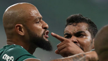 ФЕЛИПЕ МЕЛУ (слева).