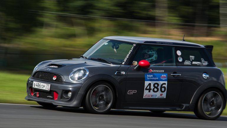 Попасть в автоспорт совсем несложно. Попасть в автоспорт совсем несложно.