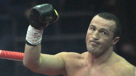 Битва с клерком. Лебедев проверит, на что еще способен