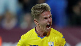 Четверг. Угерске-Градиште. Чехия - Украина - 1:2. 90+3-я минута. Эмоции забившего победный гол Александра Зинченко.