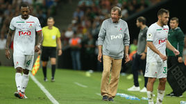 1 сентября. Краснодар. "Краснодар" - "Локомотив" - 2:1. Главный тренер «Локо» Юрий Семин остался недоволен действиями своих игроков в этом матче.