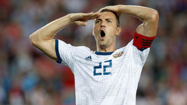 7 сентября. Трабзон. Турция - Россия - 1:2. 49-я минута. Только что Артем Дзюба забил победный гол.