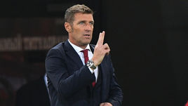 16 сентября. Москва. Тушино. "Спартак" - "Ахмат" - 1:2. Массимо Каррера.