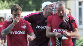 8 августа 2017 года. Тарасовка. Андрей Ещенко, Массимо Каррера и Денис Глушаков: что за юмор в соцсетях?