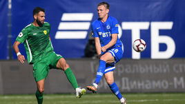 22 сентября. Химки. "Динамо" - "Анжи" - 0:1. Джон Чансельор и Евгений Луценко.