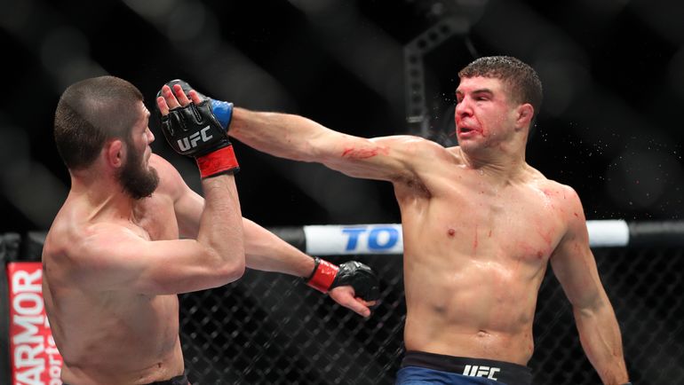 7 апреля. Нью-Йорк. Хабиб Нурмагомедов и Эл Яквинта. Фото AFP 7 апреля. Нью-Йорк. Хабиб Нурмагомедов и Эл Яквинта. Фото AFP