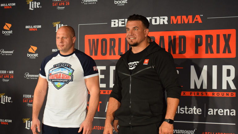 Федор Емельяненко и Фрэнк Мир. Фото Кирилл Березовский Федор Емельяненко и Фрэнк Мир. Фото Кирилл Березовский