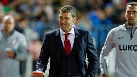 26 сентября. Новороссийск. "Черноморец" - "Спартак" - 0:1. Главный тренер красно-белых Массимо Каррера.