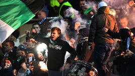 Драка, уханья, ОМОН. Как прошел матч "Торпедо" – "Динамо" 