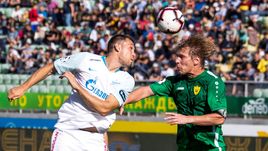 30 сентября. Каспийск. "Анжи" - "Зенит" - 2:1. Лидер РПЛ потерпел первое поражение в чемпионате.