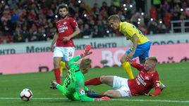 30 сентября. Москва. "Спартак" – "Ростов" – 0:1. 67-я минута. Красно-белые пропускают гол от Александра Зуева.