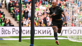 30 сентября. Краснодар. "Краснодар" - "Динамо" - 3:0. 18-я минута. Эмоции открывшего счет Ари.