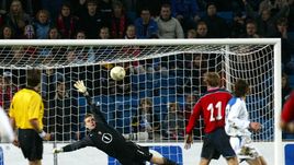 29 апреля 2004 года. Осло. Норвегия - Россия - 3:2. Дебют Игоря Акинфеева в сборной России.