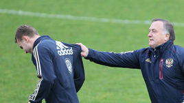 2010 год. Дик Адвокат (справа) и Игорь Акинфеев.