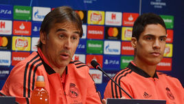 1 октября. Москва. Хулен Лопетеги и Рафаэль Варан.