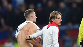 2 октября. Москва. ЦСКА – "Реал" - 1:0. Автор победного гола хорват Никола Влашич и его соотечественник Лука Модрич - лучший игрок ЧМ-2018 и футболист года по версии ФИФА.