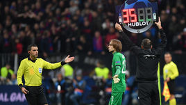 2 октября. Москва. ЦСКА – "Реал" - 1:0. Георгий Кырнац выходит на замену.