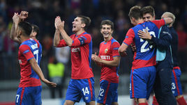 2 октября. Москва. ЦСКА - "Реал" - 1:0. Игроки армейцев после победы.