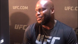 Американский боец UFC отказался ехать в Россию из-за угрозы расизма 