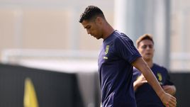 Что смотреть в субботу: к "МЮ" и "Баварии" все больше вопросов, до рекордов ли сейчас Роналду?