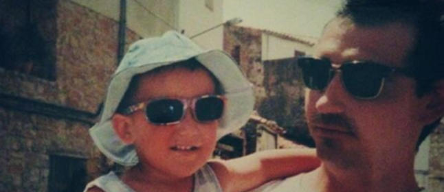 Маленький Пако Алькасер с отцом. Маленький Пако Алькасер с отцом.
