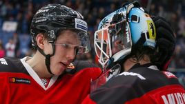 "Авангард" потерпел третье поражение кряду в регулярном чемпионате.