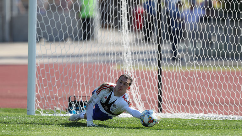 13 октября. Сочи. Тренировка сборной России. Андрей Лунев. Фото Константин Рыбин/РФС 13 октября. Сочи. Тренировка сборной России. Андрей Лунев. Фото Константин Рыбин/РФС