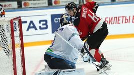 Воскресенье. Балашиха. "Авангард" – "Барыс" – 5:3. Благодаря дублю Ильи Михеева омичи прервали серию поражений.