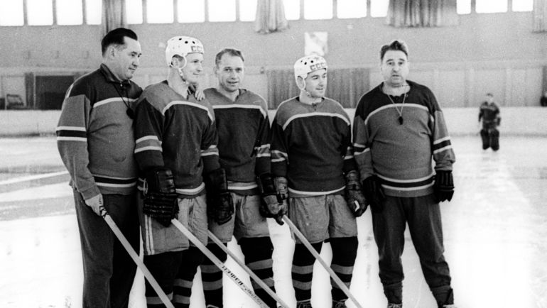 Борис Кулагин, Вениамин Александров, Николай Сологубов, Константин Локтев, Анатолий Тарасов (слева направо). Фото Олег Неелов Борис Кулагин, Вениамин Александров, Николай Сологубов, Константин Локтев, Анатолий Тарасов (слева направо). Фото Олег Неелов