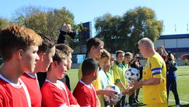 Проигравших нет. В Ростове прошел благотворительный футбольный матч