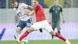 16 октября. Санкт-Пельтен. Австрия - Россия - 3:2. В атаке Федор Чалов.