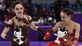 Евгения Медведева и Алина Загитова не будут выступать на "Скейт Америка".