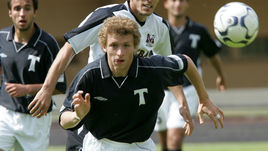 2005 год. Торпедовец Павел Мамаев.