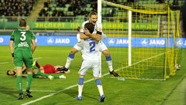 19 октября. Каспийск. "Анжи" - ЦСКА - 0:2. 71-я минута. Федор Чалов (справа) празднует гол с Мариу Фернандесом.