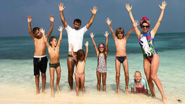 Сергей Семак с женой Анной и детьми.