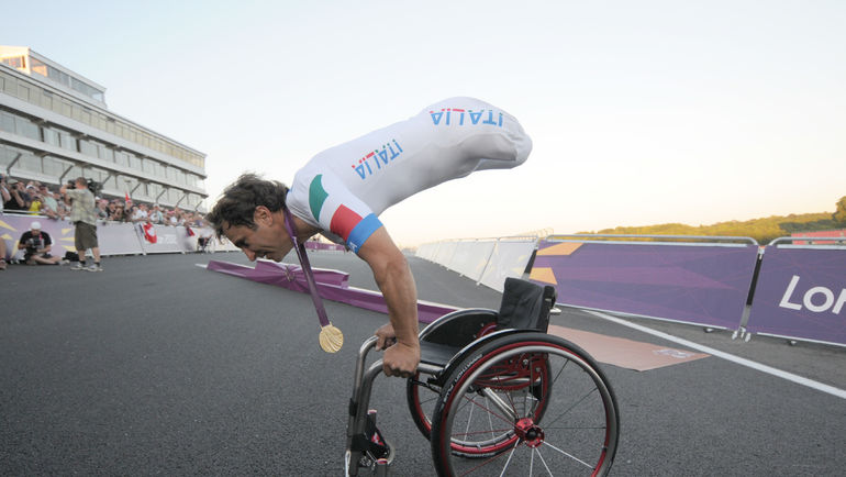 Алессандро Дзанарди. Фото alex-zanardi.com Алессандро Дзанарди. Фото alex-zanardi.com