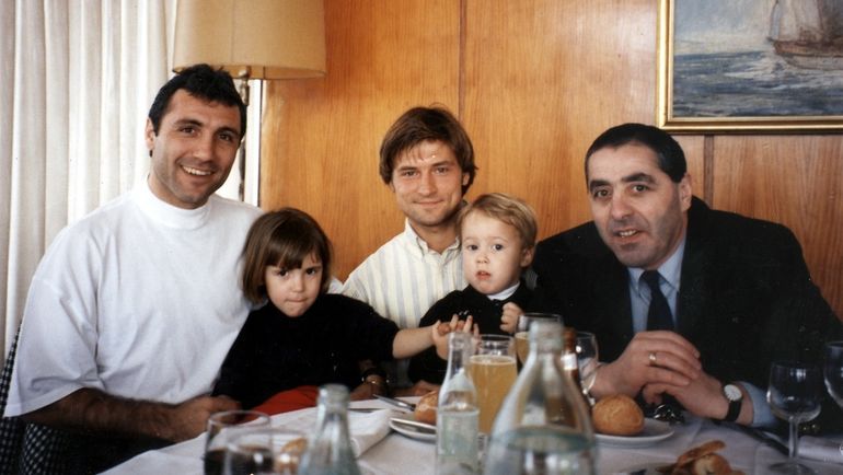 1994 год. Христо Стоичков, Игорь Корнеев и Александр Львов. 1994 год. Христо Стоичков, Игорь Корнеев и Александр Львов.